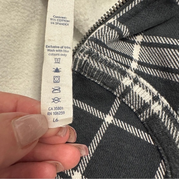 Lululemon Scuba Hoodie Black White Plaid Full Zip Sweatshirt Size 4 - Picture 5 of 9